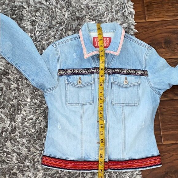 Vintage Guess Blue Boho Embroidered Distressed Denim Jacket Festival Con… - Picture 15 of 16